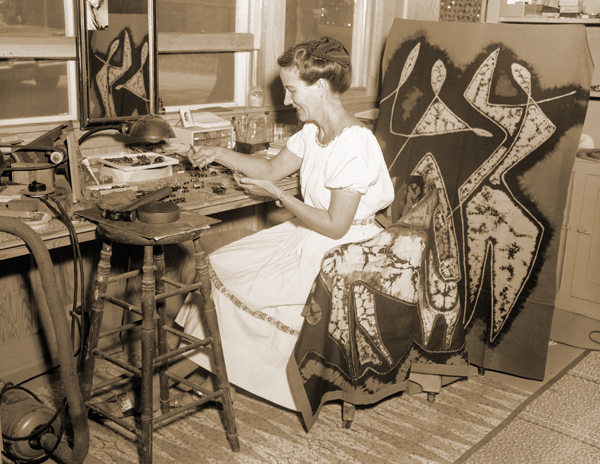 Elsie Bates Freund working on her jewelry