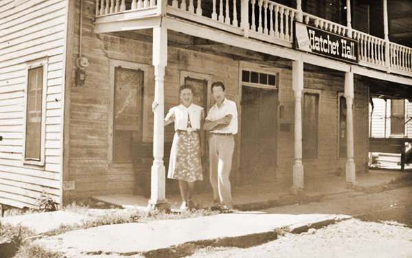 Louis and Elsie Freund at Hatchet Hall